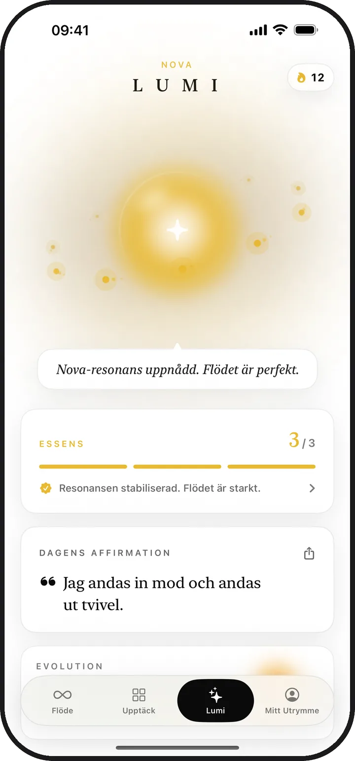 Skärmen Lumi i Lumina med ett glödande ljus och dagens essens